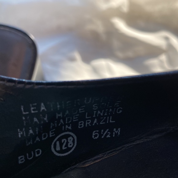 Enzo Angiolini square pumps with squared heel in size 6 1/2. Black leather. - Picture 10 of 11